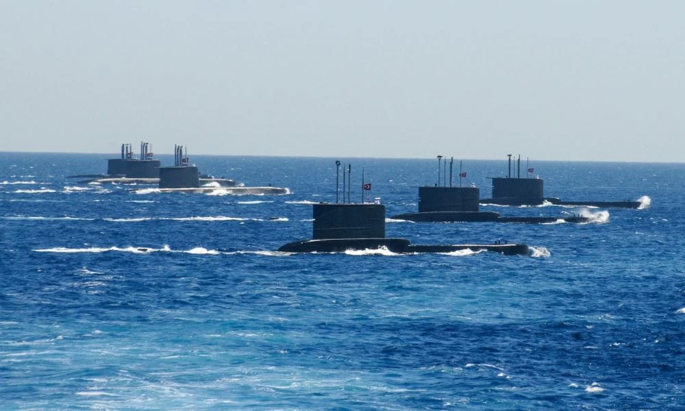 Η Τουρκία ζητά τον αφοπλισμό των νησιών